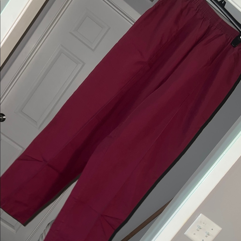 Crest Women’s Burgundy Scrub Pants